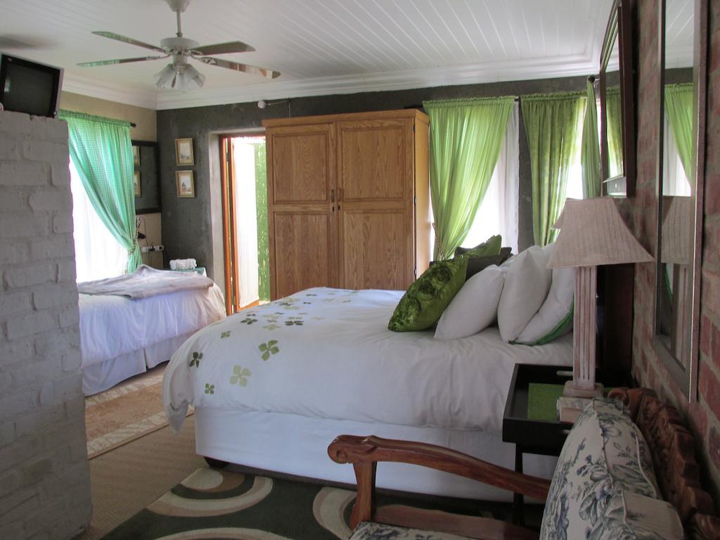 Oceanview Guesthouse Struisbaai Bilik gambar