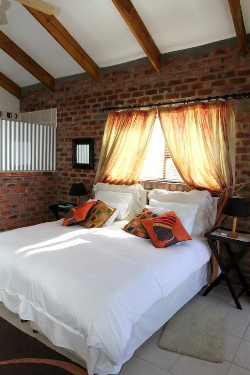 Oceanview Guesthouse Struisbaai Bilik gambar